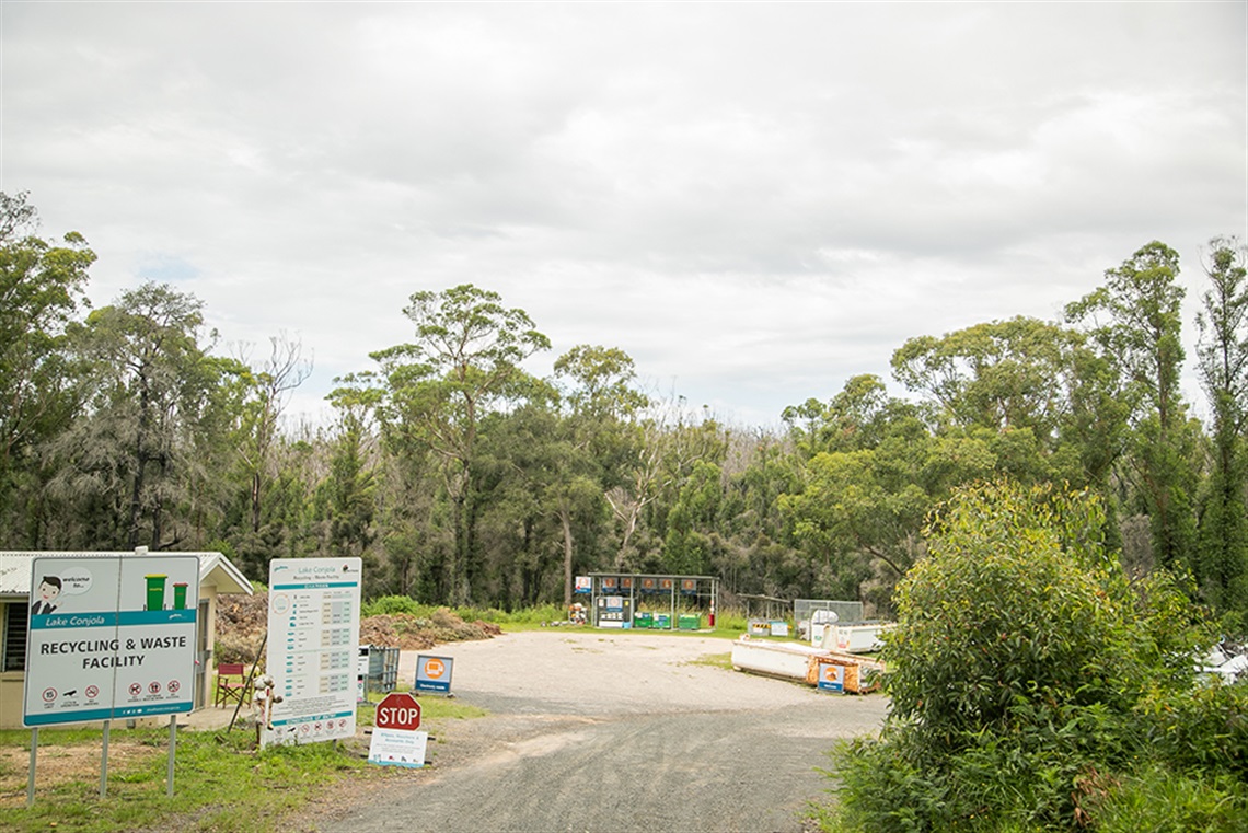 The entrance to lake conjola depot.