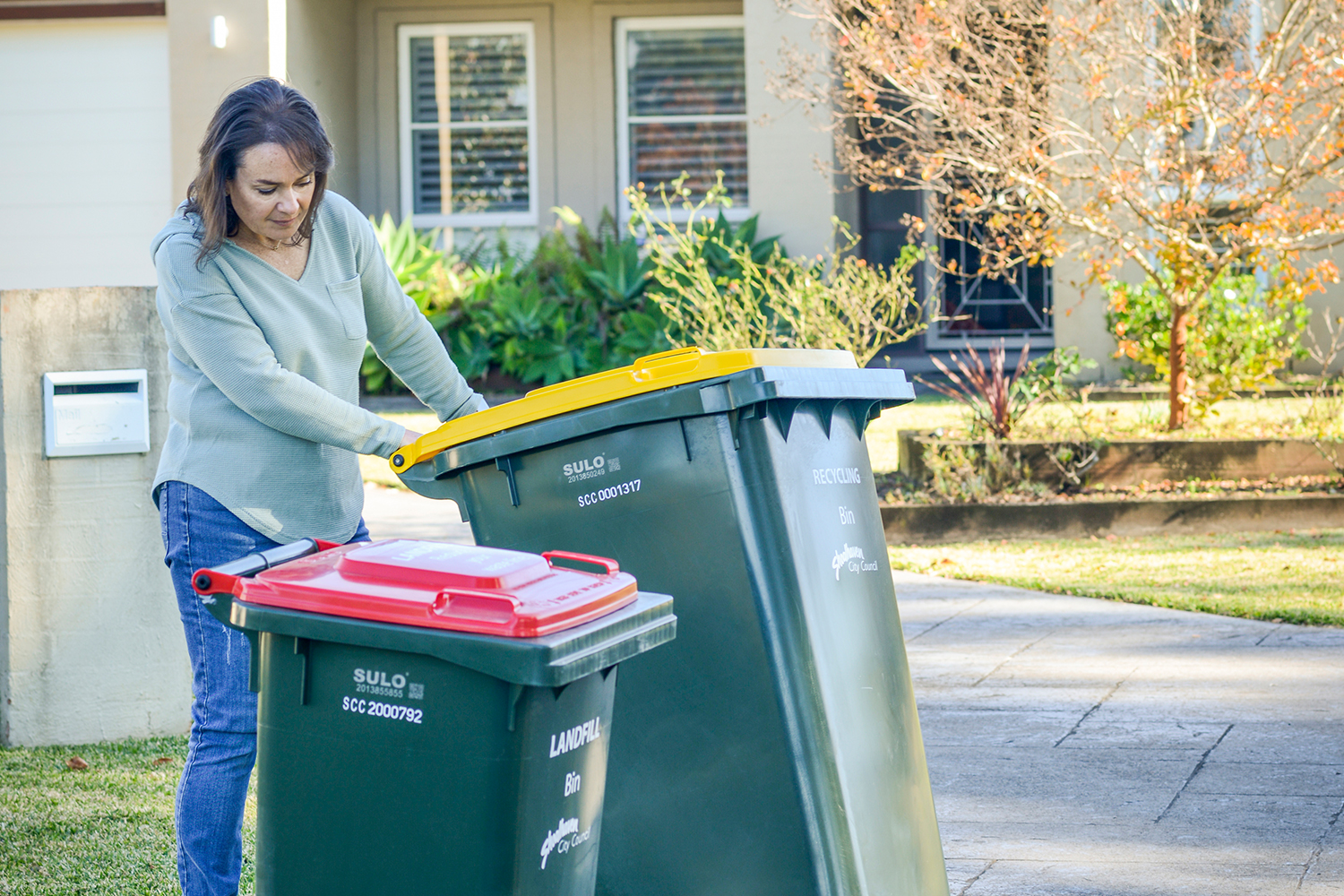 Putting bins out | Shoalhaven City Council