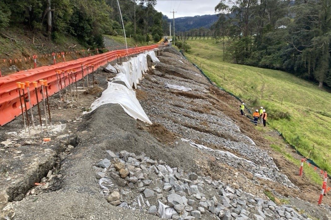 Bunkers-Hill-Rd-drain-works-1-31Jul24.jpg