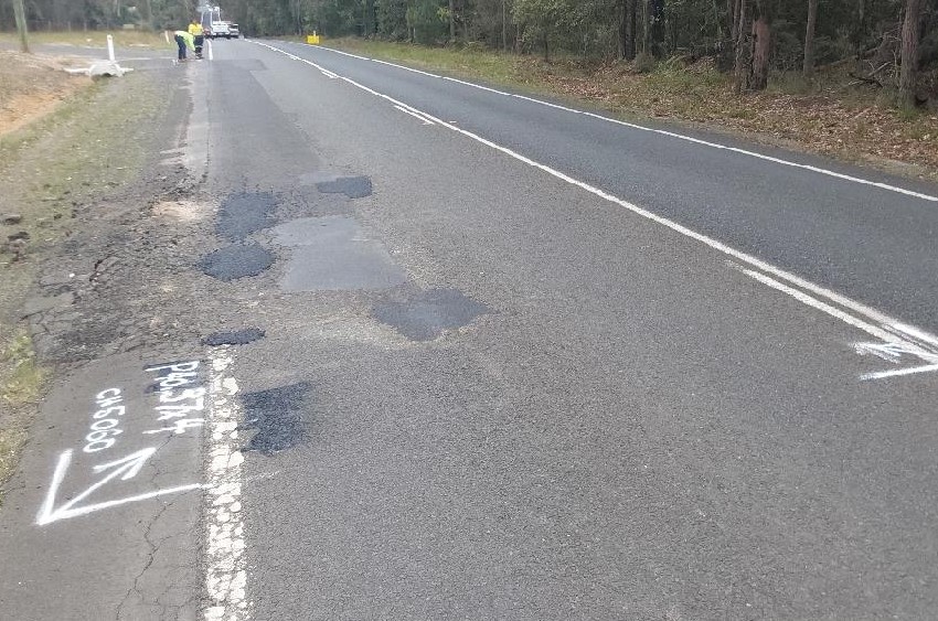 JB-Rd-Site-4-pavement-damages-1