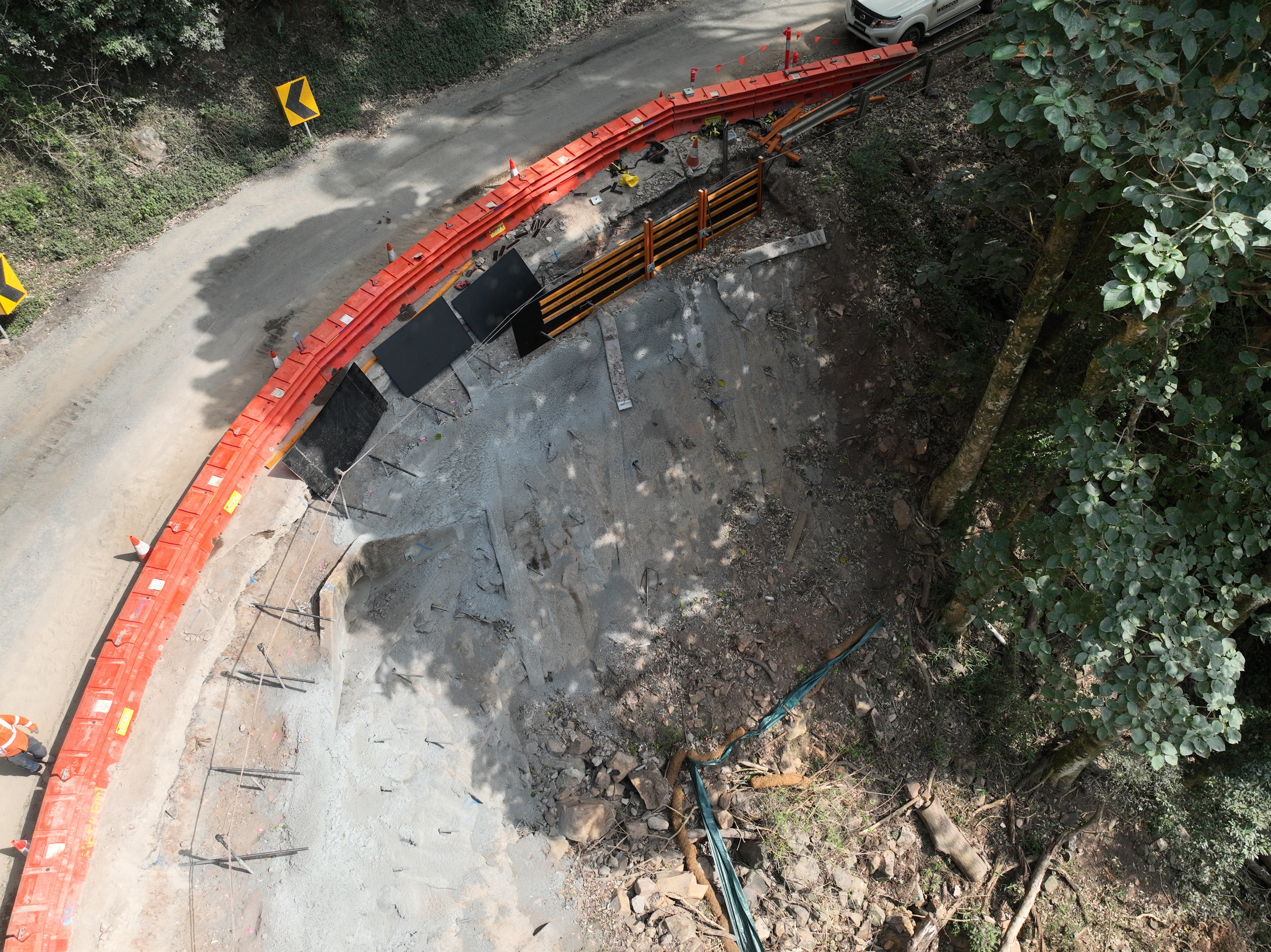 Kangaroo-valley-Rd-new-landslip-repairs in progress