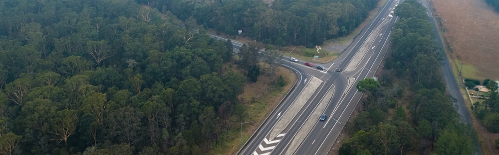 Jervis Bay road intersection.jpg