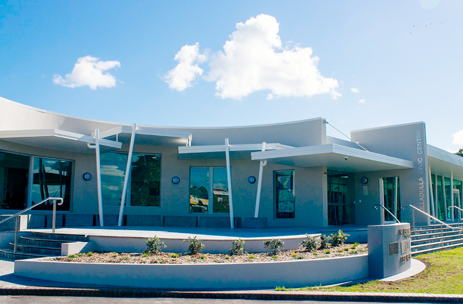 Street view of Ulladulla Civic Centre entrance